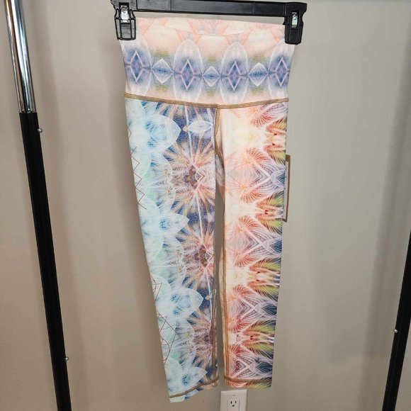 Niyama Sol Pants - Niyama Sol- Crop Leggings - XS